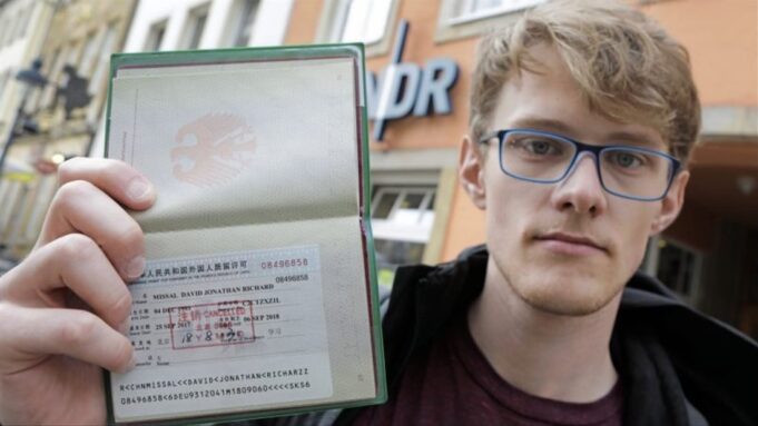 hong-kong-u-refuzon-hyrjen-per-aktivistin-gjerman-qe-shkoi-ne-kine