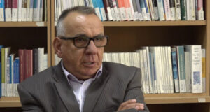 Hasani e denoncon në Antikorrupsion kryetarin e Këshillit të Etikës së UP-së hasani-e-denoncon-ne-antikorrupsion-kryetarin-e-keshillit-te-etikes-se-up-se