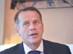 Gënjeshtrat e VV-së ndoshta pijnë ujë në Kosovë, por jo jashtë genjeshtrat-e-vv-se-ndoshta-pijne-uje-ne-kosove,-por-jo-jashte