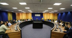 Zv.kryeministri Bislimi u takua me bursistët e Young Cell Scheme (YSC) zv.kryeministri-bislimi-u-takua-me-bursistet-e-young-cell-scheme-(ysc)