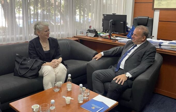 recica-pret-ne-takim-ambasadoren-e-sllovenise-ne-kosove