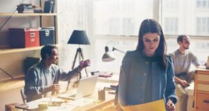 12 shprehje që nuk duhet t’i përdorni në punë 12-shprehje-qe-nuk-duhet-t’i-perdorni-ne-pune