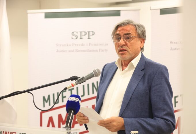 shpallja-e-“okupimit-te-kosoves”-eshte-nje-pamflet-i-paster-i-vuciqit