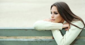 Sjelljet e femrave që duhet të ndryshojnë deri në moshën 30-vjeçare sjelljet-e-femrave-qe-duhet-te-ndryshojne-deri-ne-moshen-30-vjecare