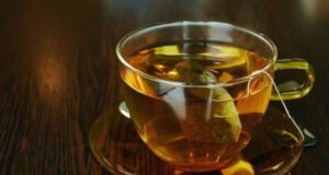 Pirja e çajit shumë të nxehtë dyfishon rrezikun e prekjes nga kanceri pirja-e-cajit-shume-te-nxehte-dyfishon-rrezikun-e-prekjes-nga-kanceri