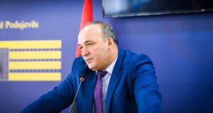 LDK pretendon se sekretari i saj në Podujevë u sulmua nga bashkëpunëtori i Bulliqit ldk-pretendon-se-sekretari-i-saj-ne-podujeve-u-sulmua-nga-bashkepunetori-i-bulliqit