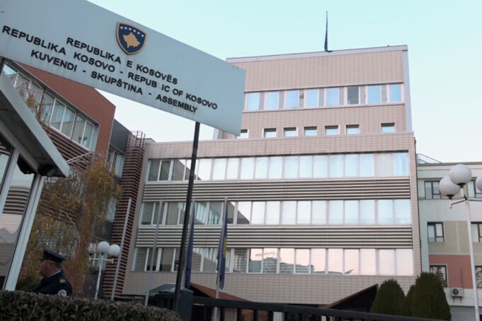 sot-mblidhen-dy-komisione-parlamentare