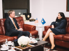 Osmani takoi ambasadorin Carpenter, diskutuan “për rëndësinë e bashkëpunimit Kosovë-ShBA” osmani-takoi-ambasadorin-carpenter,-diskutuan-“per-rendesine-e-bashkepunimit-kosove-shba”