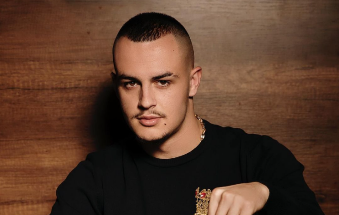 don-xhoni-ne-spital,-i-nenshtrohet-nje-intervenimi!