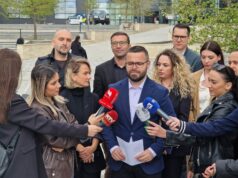 AGK-ja dënon gjuhën sulmuese të kryeministrit Kurti ndaj medieve agk-ja-denon-gjuhen-sulmuese-te-kryeministrit-kurti-ndaj-medieve