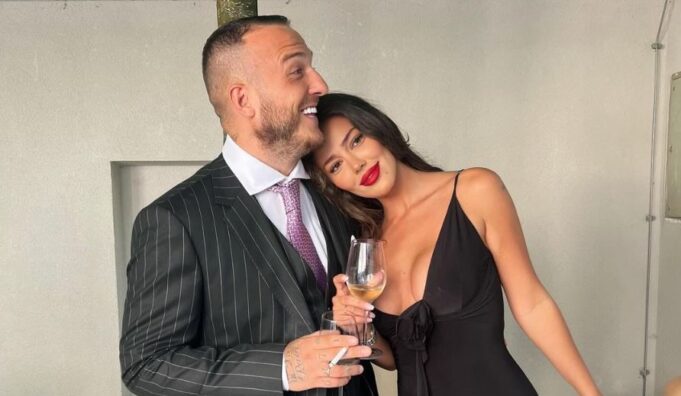 mozzik-feston-ditelindjen,-ky-eshte-urimi-i-vecante-i-lotines