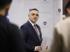 Tahiri pasi qeveria dështoi të ekzekutojë pagat: O djem mos luani me shtet! tahiri-pasi-qeveria-deshtoi-te-ekzekutoje-pagat:-o-djem-mos-luani-me-shtet!