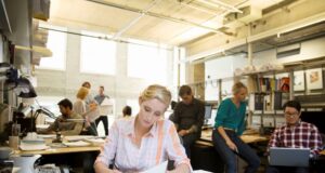 15 karakteristikat e punonjësve të pazëvendësueshëm 15-karakteristikat-e-punonjesve-te-pazevendesueshem