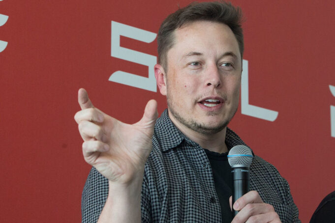 10-thenie-inspiruese-nga-elon-musk