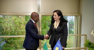 Osmani takohet në Gjermani me ministrin e Jashtëm të Shën Kitts dhe Nevis osmani-takohet-ne-gjermani-me-ministrin-e-jashtem-te-shen-kitts-dhe-nevis