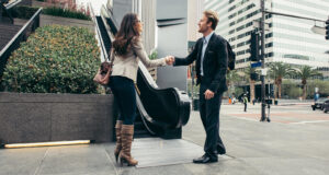 Si ndikojnë femrat inteligjente në jetën e një mashkulli si-ndikojne-femrat-inteligjente-ne-jeten-e-nje-mashkulli