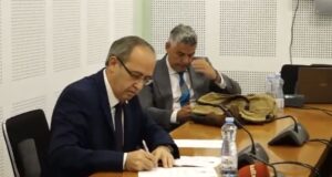 Hoti raporton në Komisionin Hetimor, pyetet nëse dha buxhet shtesë për libra sa ishte ministër hoti-raporton-ne-komisionin-hetimor,-pyetet-nese-dha-buxhet-shtese-per-libra-sa-ishte-minister