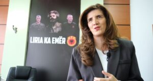 Musliu ironizon me Kurtin: ‘Albin Qershia’, mirë që tash po e njohin edhe qytetarët e Kosovës këtë mashtrues musliu-ironizon-me-kurtin:-‘albin-qershia’,-mire-qe-tash-po-e-njohin-edhe-qytetaret-e-kosoves-kete-mashtrues