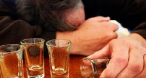 Alkooli, faktori kryesor i dëmtimit të trurit alkooli,-faktori-kryesor-i-demtimit-te-trurit
