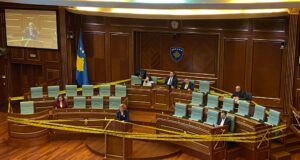 Kuvendi në seancë të jashtëzakonshme për komunikimet Kusari-Radojçiq kuvendi-ne-seance-te-jashtezakonshme-per-komunikimet-kusari-radojciq